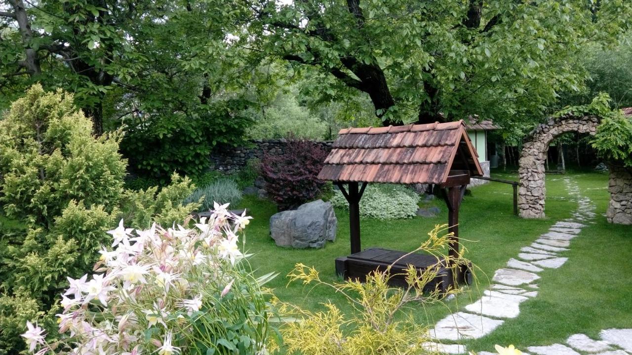 Eco Garden Bed & Breakfast ดีลีจาน ภายนอก รูปภาพ