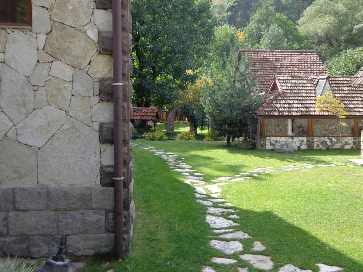 Eco Garden Bed & Breakfast ดีลีจาน ภายนอก รูปภาพ