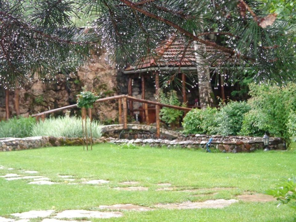 Eco Garden Bed & Breakfast ดีลีจาน ภายนอก รูปภาพ